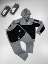 Load image into Gallery viewer, Tracksuit boy