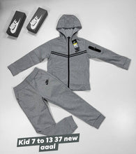 Load image into Gallery viewer, Tracksuit boy