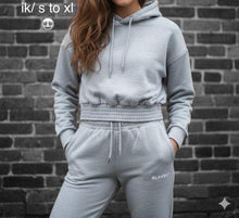 Load image into Gallery viewer, Tracksuit women