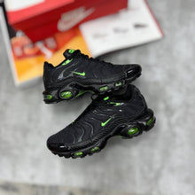 Load image into Gallery viewer, Shoes