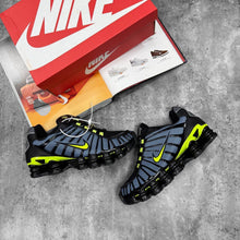 Load image into Gallery viewer, Shoes