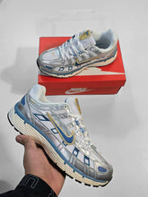 Load image into Gallery viewer, shoes