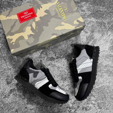 Load image into Gallery viewer, Shoes men