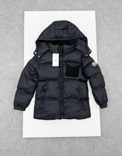 Load image into Gallery viewer, Jacket