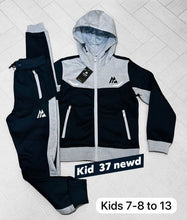 Load image into Gallery viewer, Tracksuit