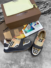 Load image into Gallery viewer, Shoes