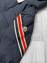 Load image into Gallery viewer, Jacket
