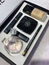 Load image into Gallery viewer, Perfume