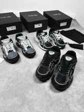 Load image into Gallery viewer, Shoes