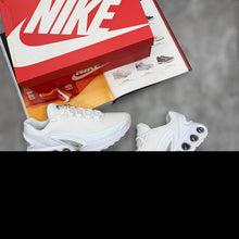 Load image into Gallery viewer, Shoes