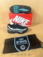 Load image into Gallery viewer, Shoes