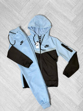 Load image into Gallery viewer, Tracksuit women