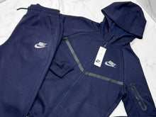 Load image into Gallery viewer, Tracksuit men
