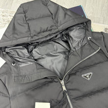 Load image into Gallery viewer, Jacket