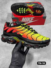 Load image into Gallery viewer, Shoes