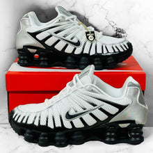 Load image into Gallery viewer, Shoes