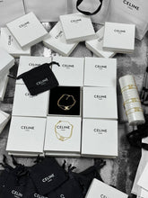 Load image into Gallery viewer, Necklace