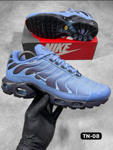 Load image into Gallery viewer, Shoes