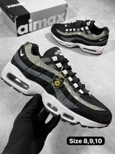 Load image into Gallery viewer, Shoes