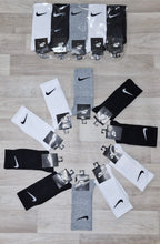 Load image into Gallery viewer, Socks