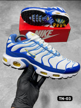 Load image into Gallery viewer, Shoes