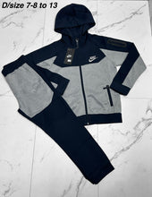 Load image into Gallery viewer, Tracksuit boy