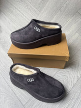 Load image into Gallery viewer, Slipper
