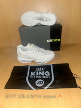 Load image into Gallery viewer, Shoes