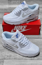 Load image into Gallery viewer, Shoes