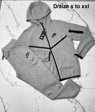 Load image into Gallery viewer, Tracksuit men