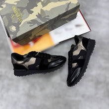 Load image into Gallery viewer, Shoes