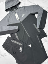 Load image into Gallery viewer, Tracksuit men