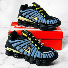 Load image into Gallery viewer, Shoes