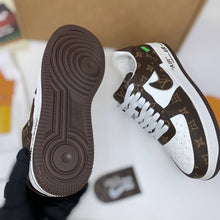 Load image into Gallery viewer, Shoes