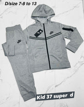 Load image into Gallery viewer, Tracksuit boy
