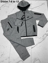 Load image into Gallery viewer, Tracksuit boy