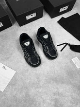 Load image into Gallery viewer, Shoes