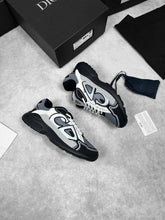 Load image into Gallery viewer, Shoes