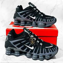 Load image into Gallery viewer, Shoes