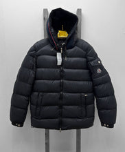 Load image into Gallery viewer, Jacket