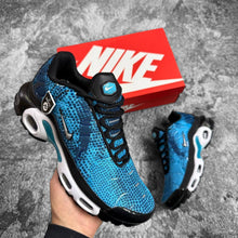 Load image into Gallery viewer, Shoes