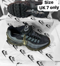 Load image into Gallery viewer, Shoes women
