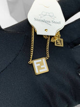 Load image into Gallery viewer, Necklace