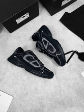 Load image into Gallery viewer, Shoes