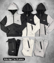 Load image into Gallery viewer, Tracksuit boy