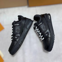 Load image into Gallery viewer, Shoes