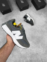 Load image into Gallery viewer, Shoes women