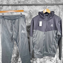 Load image into Gallery viewer, Tracksuit men