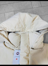 Load image into Gallery viewer, Jacket women