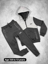 Load image into Gallery viewer, Tracksuit boy